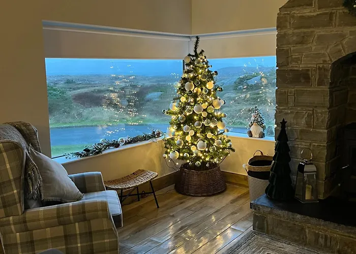 Teach Charlie Anne Feriehus